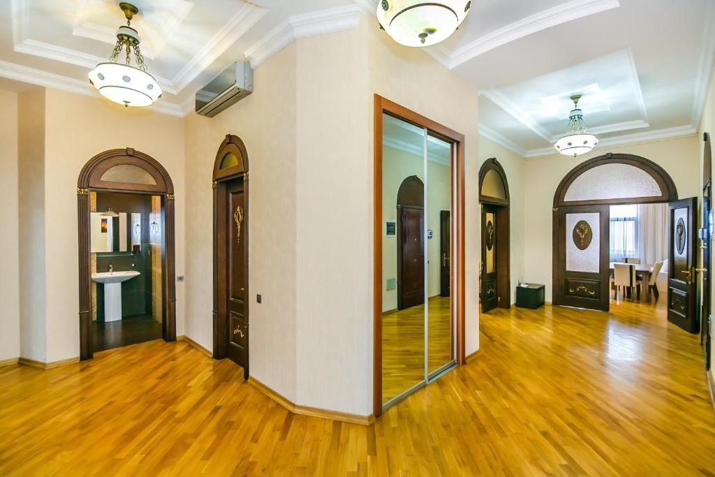 Апартаменты Luxary Apartment Near Mc Donalds Баку-111