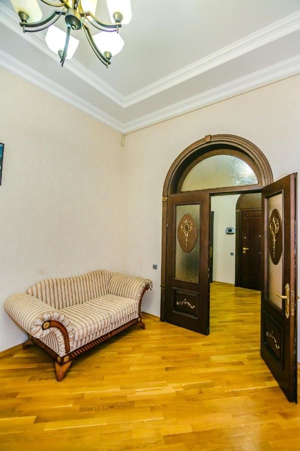 Апартаменты Luxary Apartment Near Mc Donalds Баку-33