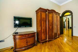 Апартаменты Luxary Apartment Near Mc Donalds Баку Апартаменты с видом на море-24