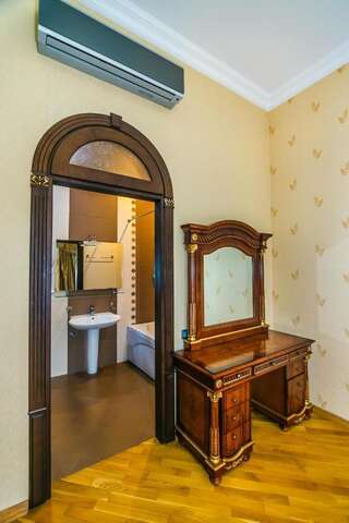 Апартаменты Luxary Apartment Near Mc Donalds Баку Апартаменты с видом на море-25